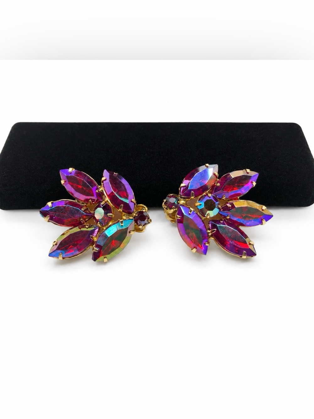 Aurora Borealis Pink Red Clip On Earrings Pronged Vintage